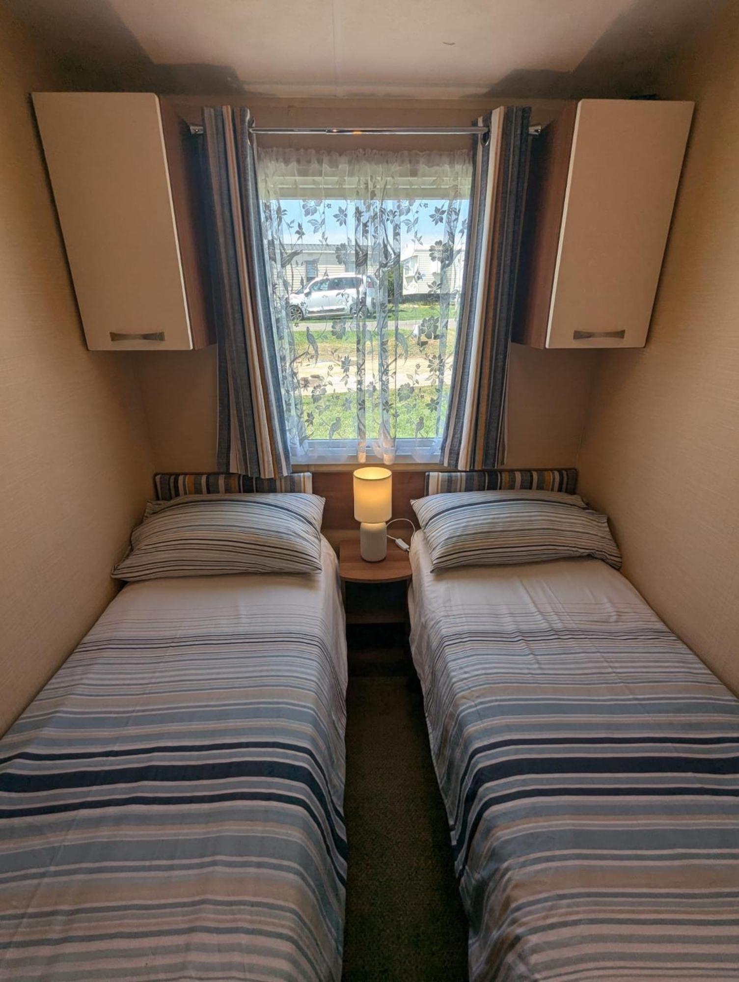 Lovely Family Dog Friendly Caravan On Littlesea Holiday Park Weymouth Haven Wyke Regis Extérieur photo